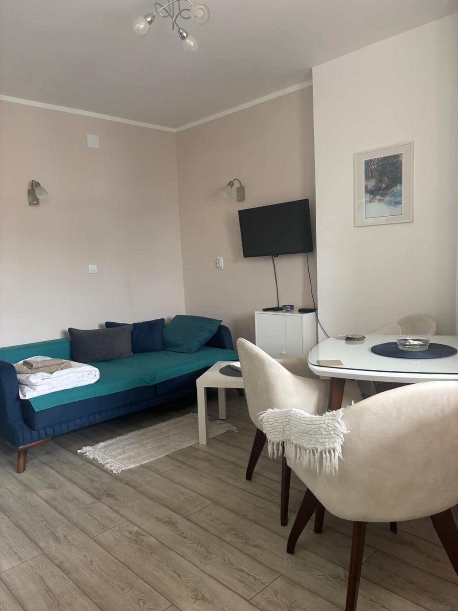 Red Square Apartment Пирот Екстериор снимка